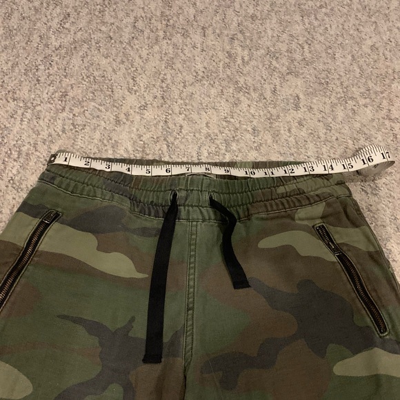 TNA Camo pants - Picture 3 of 5